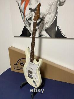 CORT G260 CS OW Electric Guitar in Olympic White
