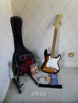 Fender Guitar Squier Strat 20th Anniversary Sunburst +case + Stand + Accessories