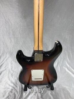 Fender Stratocaster HSS with Pau Ferro Fretboard in 3 Colour Sunburst & Stand