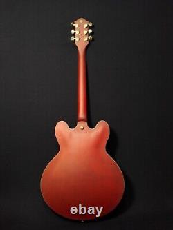 Haze SEG-1975WRDS Wine-Red Semi-Hollow Body, F Holes Electric Guitar + Free Bag