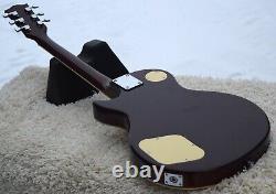 LP shaped Electric guitar Into the EB2020 case (Gray/Silver or Black case)