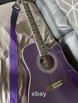 Lindo Swallow Electric-Acoustic (comes With Rocket Music Amp And Wire)