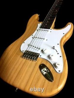 New 12 String Strat Style Lightweight Natural Finish Electric Guitar