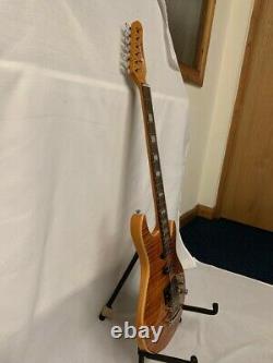Shine Electric Guitar. Brand New Ex-display, Excellent Condition
